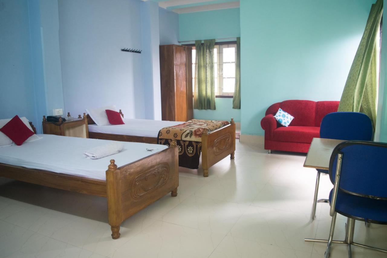 สิวัก ลอดจ์ Hotel ซิลชาร์ ภายนอก รูปภาพ