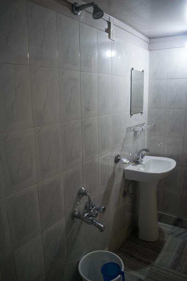สิวัก ลอดจ์ Hotel ซิลชาร์ ภายนอก รูปภาพ