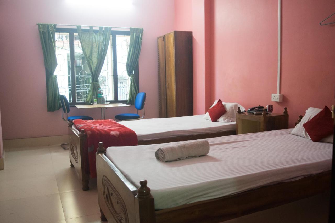 สิวัก ลอดจ์ Hotel ซิลชาร์ ภายนอก รูปภาพ