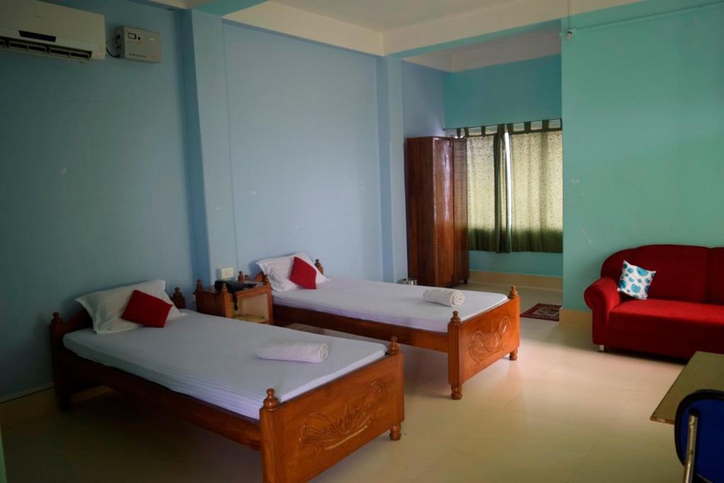 สิวัก ลอดจ์ Hotel ซิลชาร์ ภายนอก รูปภาพ